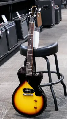Gibson - Les Paul Junior Electric Guitar - Vintage Tobacco Burst 2